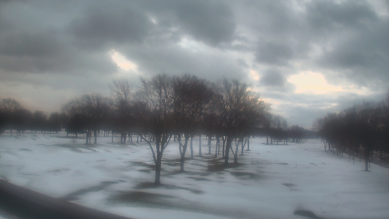 Thumbnail for current weather camera view from Beach Grove Golf and Country Club in Tecumseh, Ontario