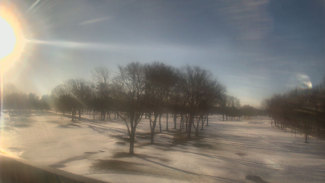 Thumbnail for current weather camera view from Beach Grove Golf and Country Club in Tecumseh, Ontario