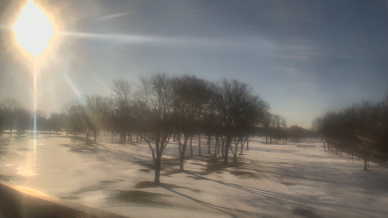 Thumbnail for current weather camera view from Beach Grove Golf and Country Club in Tecumseh, Ontario