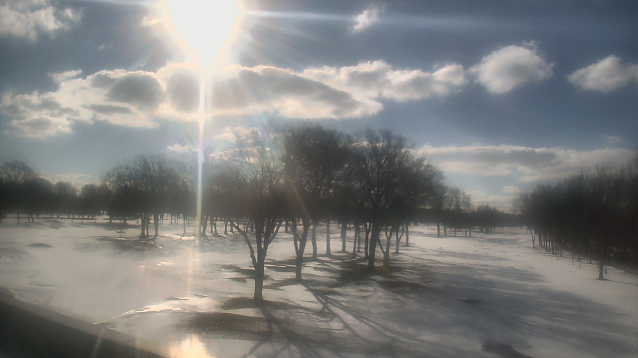 Thumbnail for current weather camera view from Beach Grove Golf and Country Club in Tecumseh, Ontario