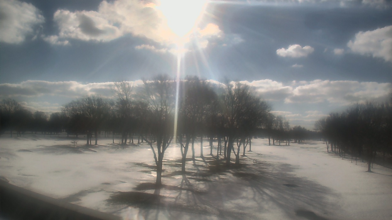Thumbnail for current weather camera view from Beach Grove Golf and Country Club in Tecumseh, Ontario
