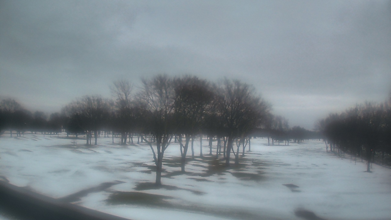 Thumbnail for current weather camera view from Beach Grove Golf and Country Club in Tecumseh, Ontario