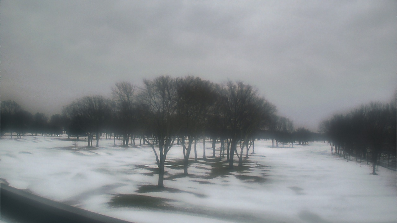 Thumbnail for current weather camera view from Beach Grove Golf and Country Club in Tecumseh, Ontario