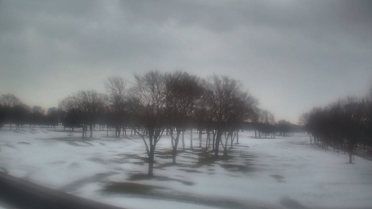 Thumbnail for current weather camera view from Beach Grove Golf and Country Club in Tecumseh, Ontario