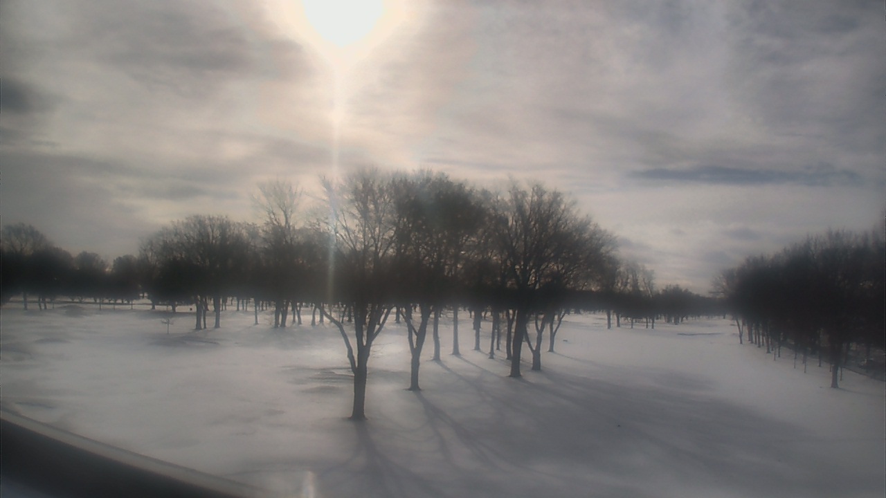 Thumbnail for current weather camera view from Beach Grove Golf and Country Club in Tecumseh, Ontario