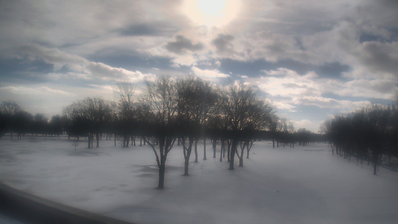 Thumbnail for current weather camera view from Beach Grove Golf and Country Club in Tecumseh, Ontario