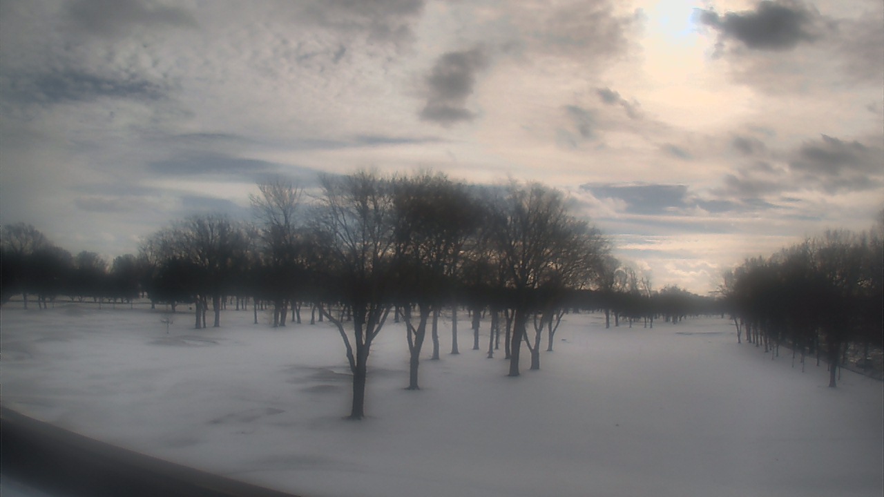 Thumbnail for current weather camera view from Beach Grove Golf and Country Club in Tecumseh, Ontario