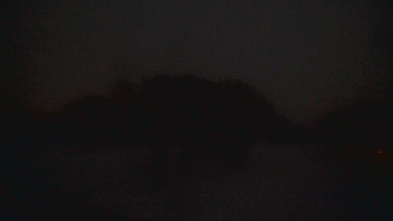 Thumbnail for current weather camera view from Beach Grove Golf and Country Club in Tecumseh, Ontario