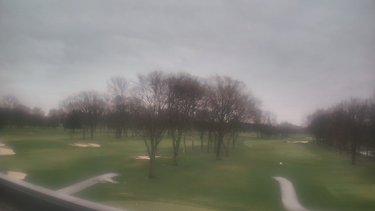 Thumbnail for current weather camera view from Beach Grove Golf and Country Club in Tecumseh, Ontario