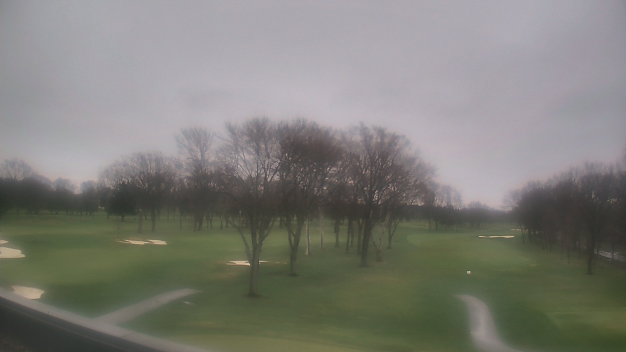 Thumbnail for current weather camera view from Beach Grove Golf and Country Club in Tecumseh, Ontario