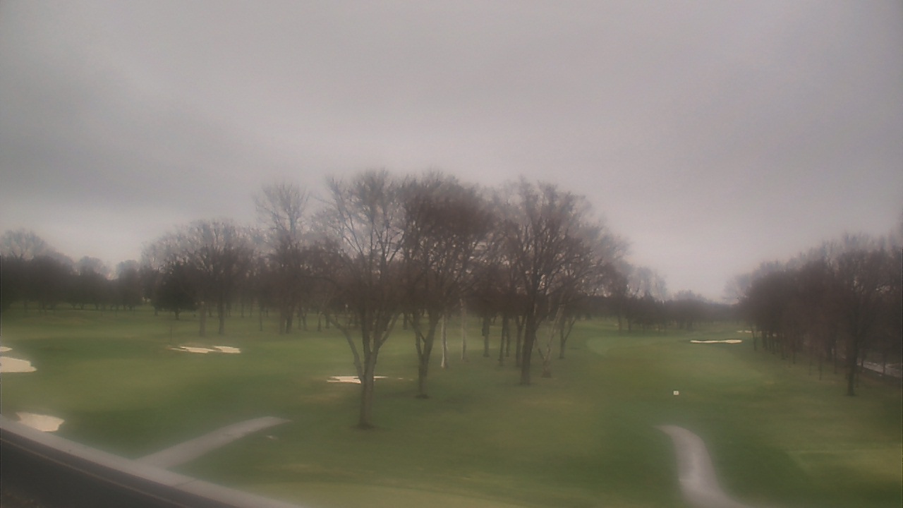 Thumbnail for current weather camera view from Beach Grove Golf and Country Club in Tecumseh, Ontario
