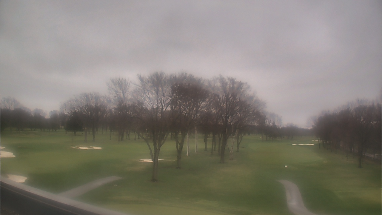 Thumbnail for current weather camera view from Beach Grove Golf and Country Club in Tecumseh, Ontario