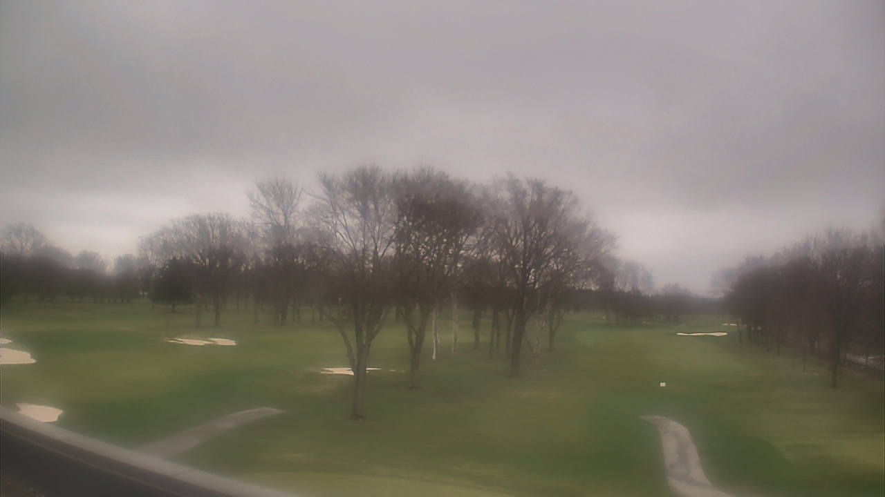 Thumbnail for current weather camera view from Beach Grove Golf and Country Club in Tecumseh, Ontario