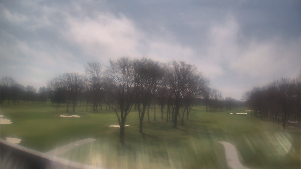 Thumbnail for current weather camera view from Beach Grove Golf and Country Club in Tecumseh, Ontario