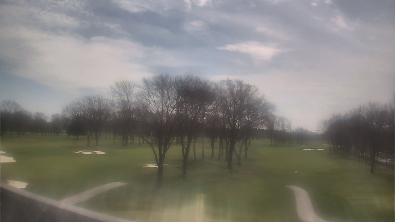 Thumbnail for current weather camera view from Beach Grove Golf and Country Club in Tecumseh, Ontario