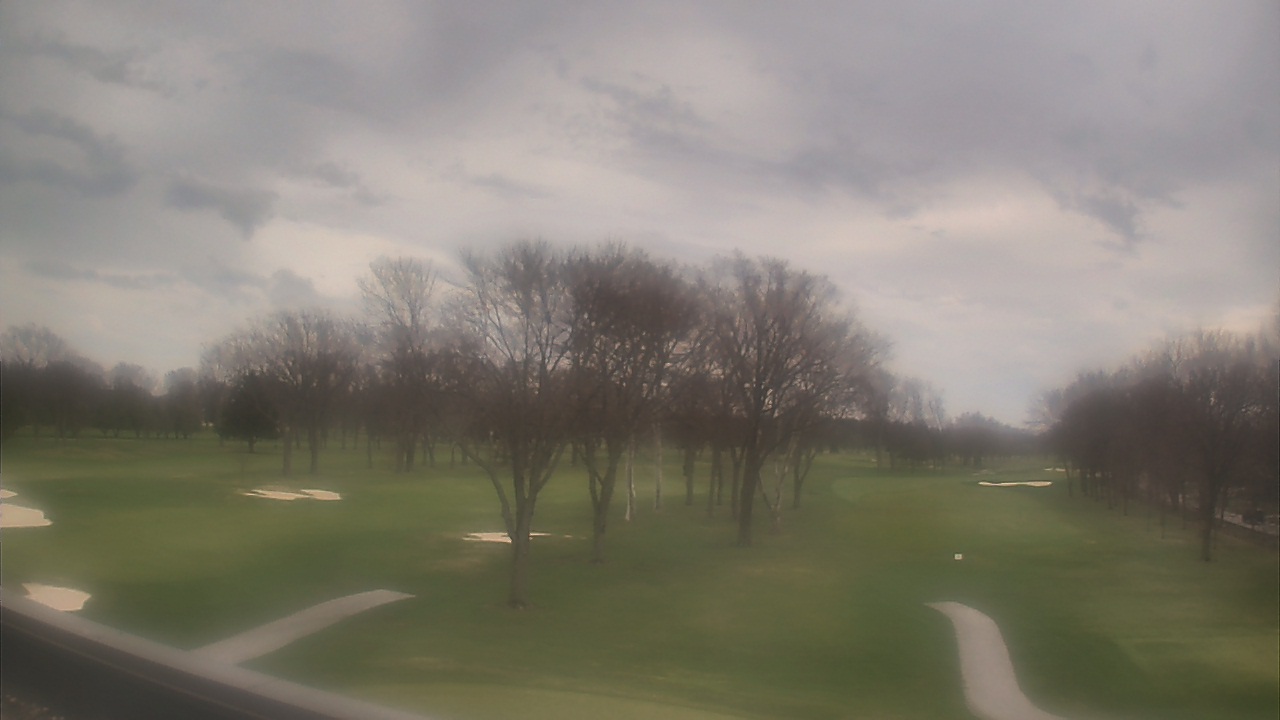 Thumbnail for current weather camera view from Beach Grove Golf and Country Club in Tecumseh, Ontario