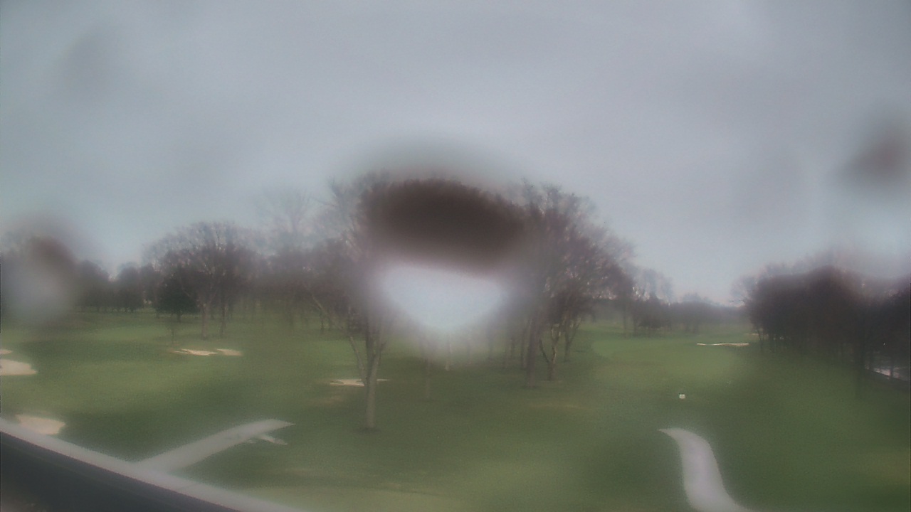 Thumbnail for current weather camera view from Beach Grove Golf and Country Club in Tecumseh, Ontario