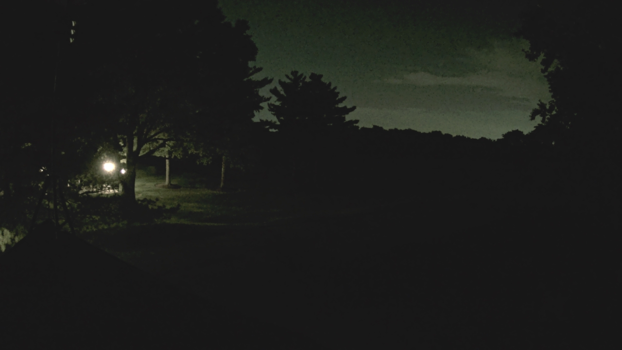 Thumbnail for current weather camera view from The Grove Country Club in Long Grove, Illinois