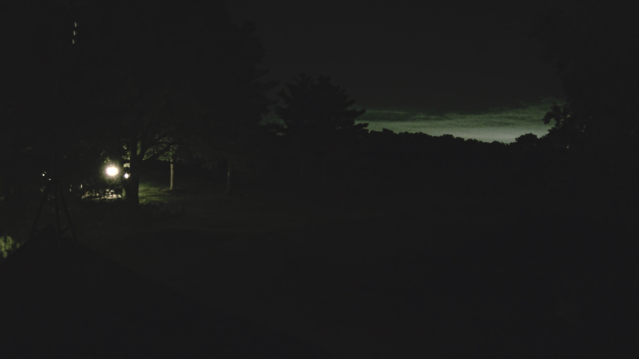 Thumbnail for current weather camera view from The Grove Country Club in Long Grove, Illinois