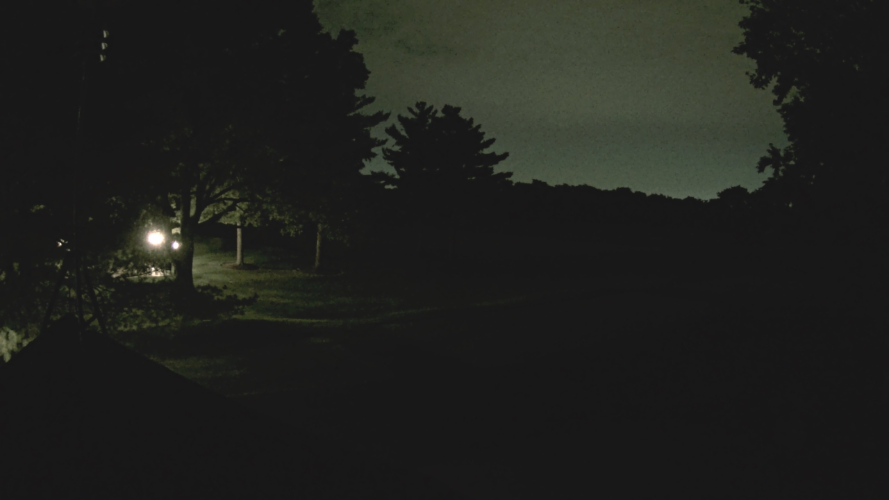 Thumbnail for current weather camera view from The Grove Country Club in Long Grove, Illinois