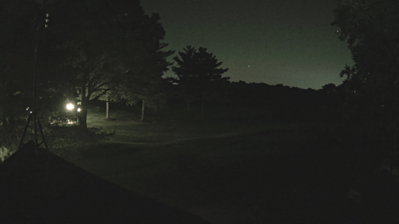 Thumbnail for current weather camera view from The Grove Country Club in Long Grove, Illinois