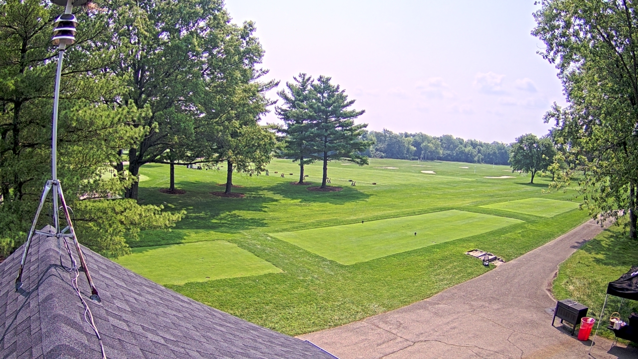 Thumbnail for current weather camera view from The Grove Country Club in Long Grove, Illinois