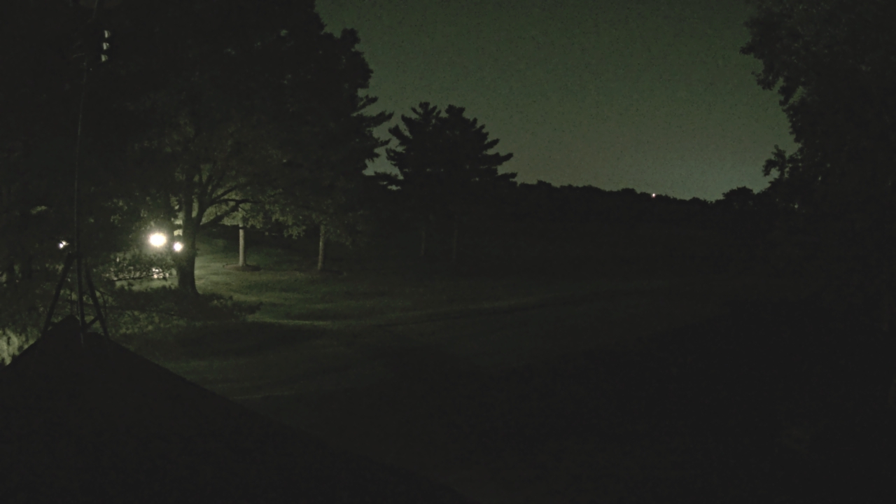 Thumbnail for current weather camera view from The Grove Country Club in Long Grove, Illinois