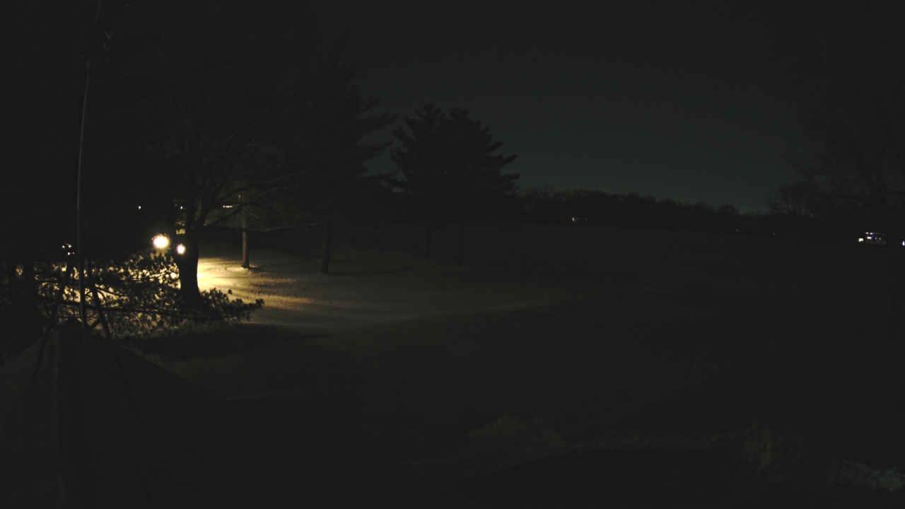 Thumbnail for current weather camera view from The Grove Country Club in Long Grove, Illinois