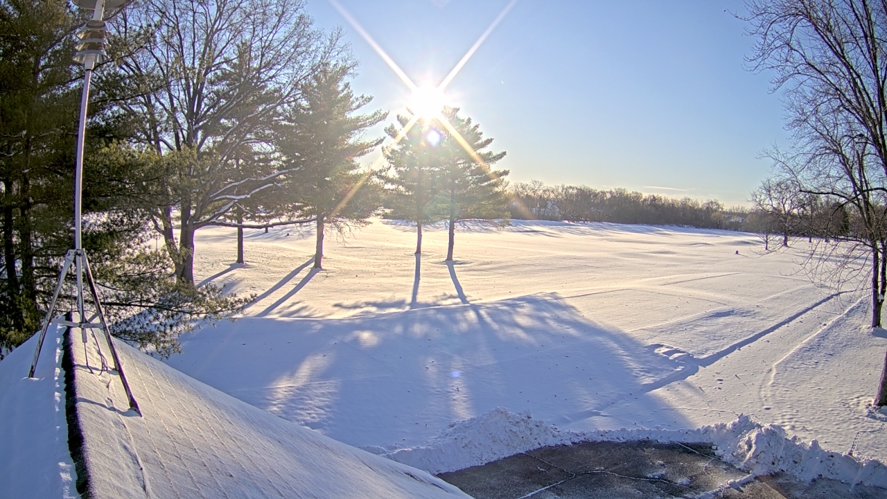 Thumbnail for current weather camera view from The Grove Country Club in Long Grove, Illinois