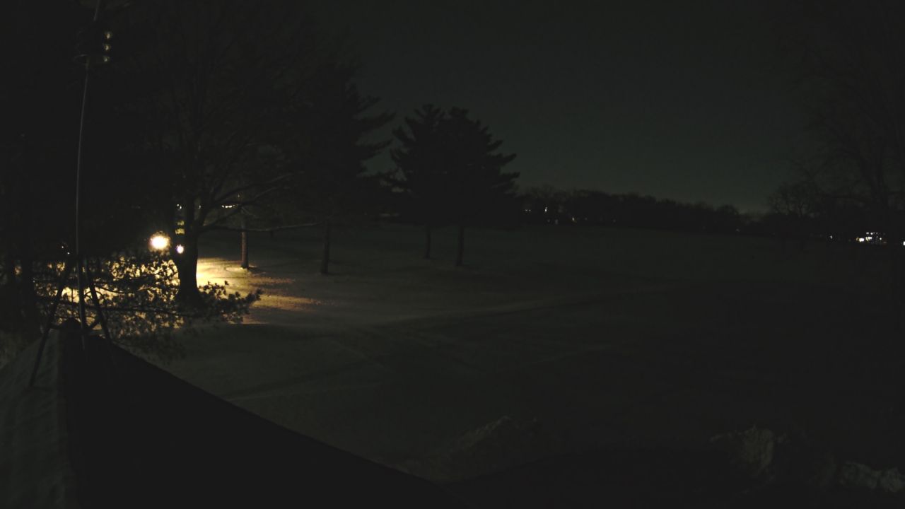 Thumbnail for current weather camera view from The Grove Country Club in Long Grove, Illinois