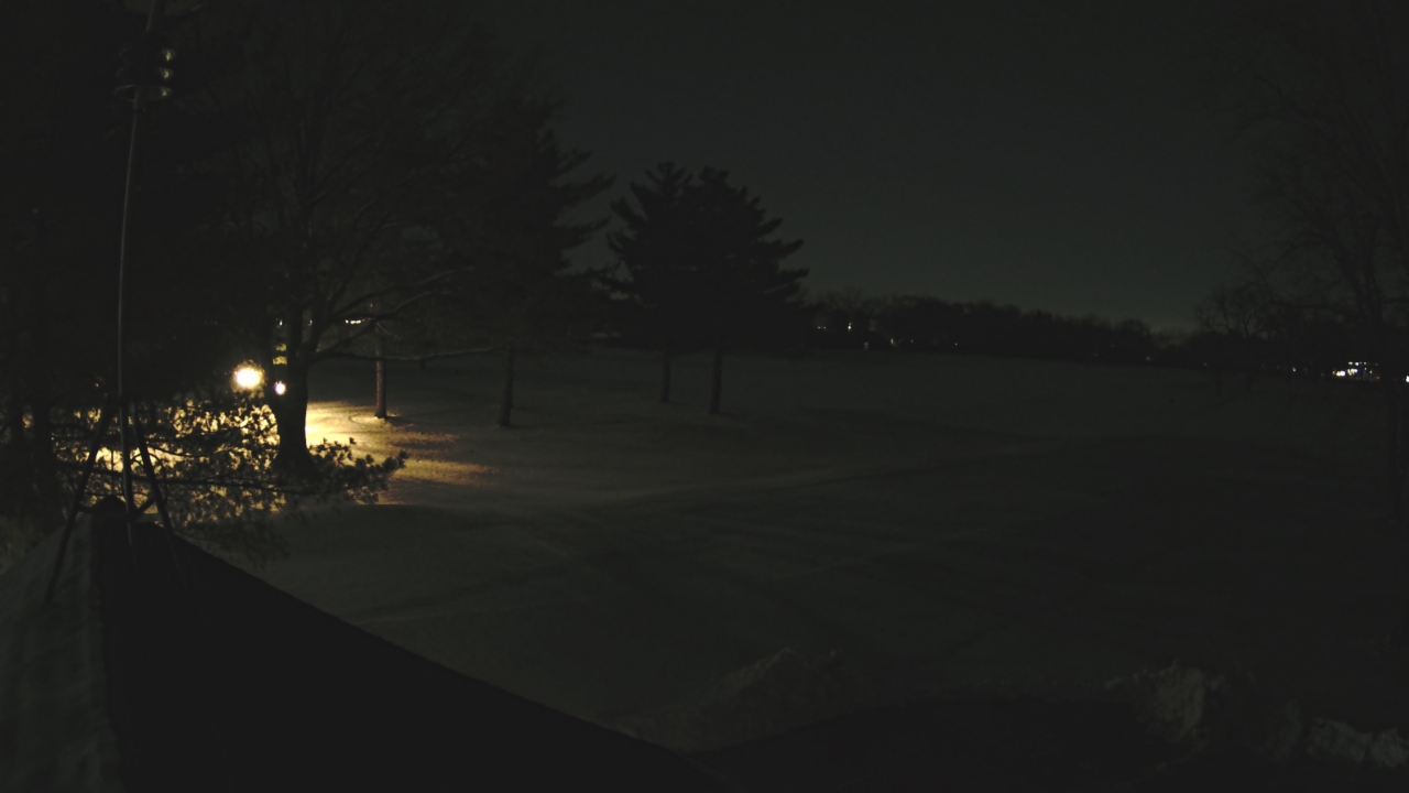 Thumbnail for current weather camera view from The Grove Country Club in Long Grove, Illinois