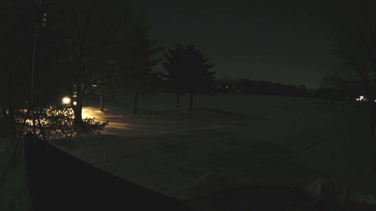 Thumbnail for current weather camera view from The Grove Country Club in Long Grove, Illinois