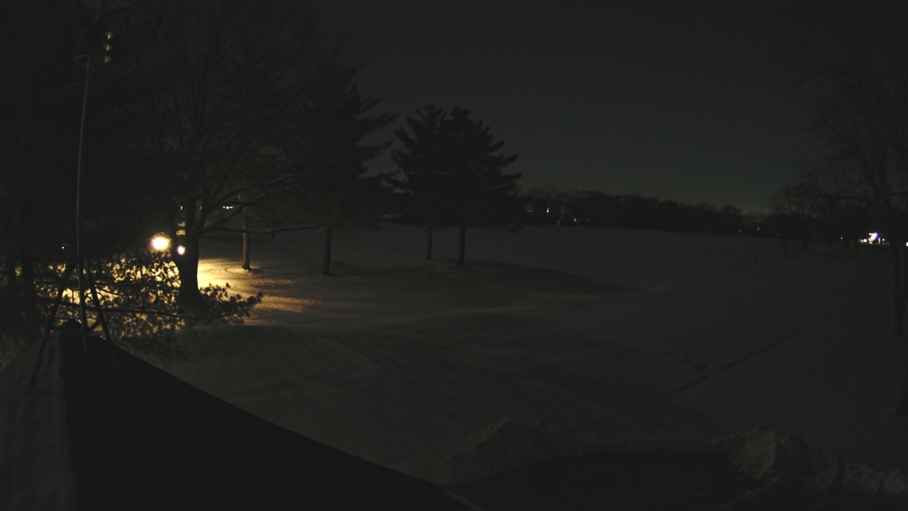 Thumbnail for current weather camera view from The Grove Country Club in Long Grove, Illinois