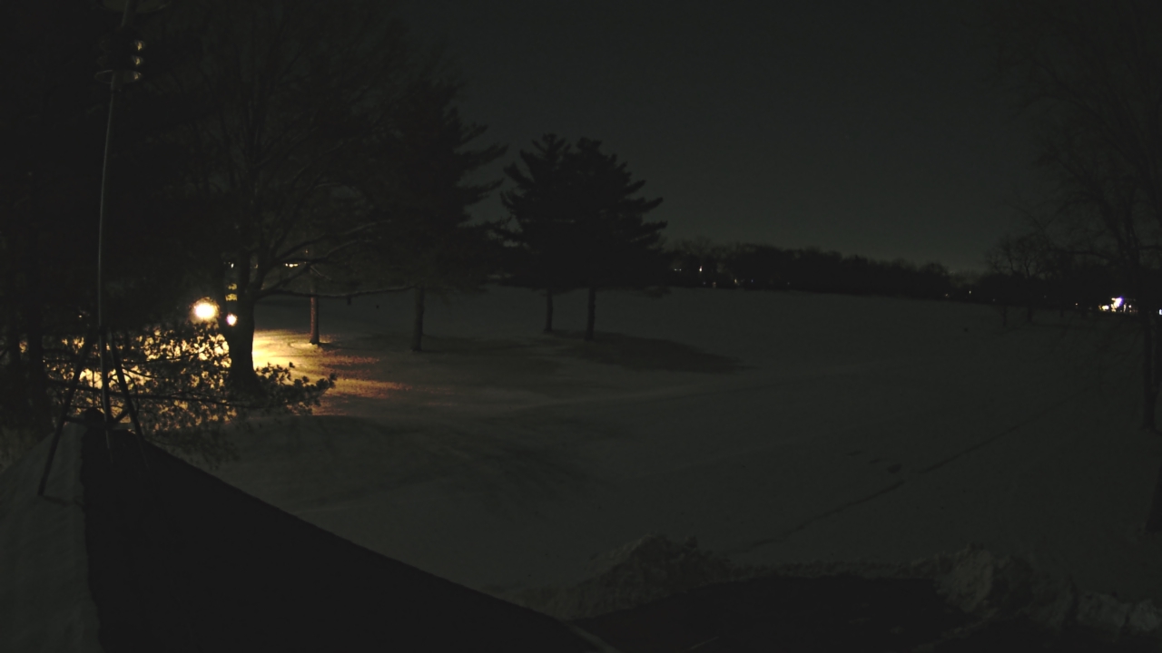 Thumbnail for current weather camera view from The Grove Country Club in Long Grove, Illinois