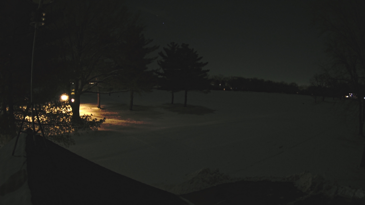 Thumbnail for current weather camera view from The Grove Country Club in Long Grove, Illinois