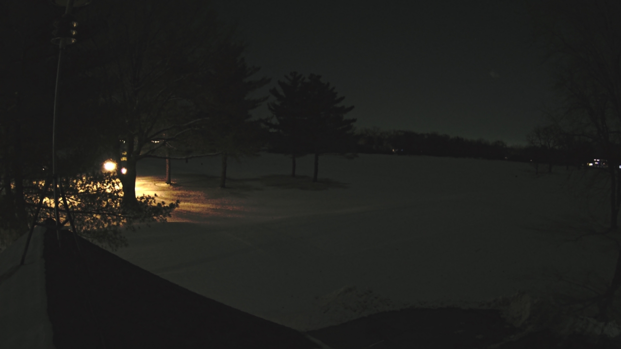 Thumbnail for current weather camera view from The Grove Country Club in Long Grove, Illinois