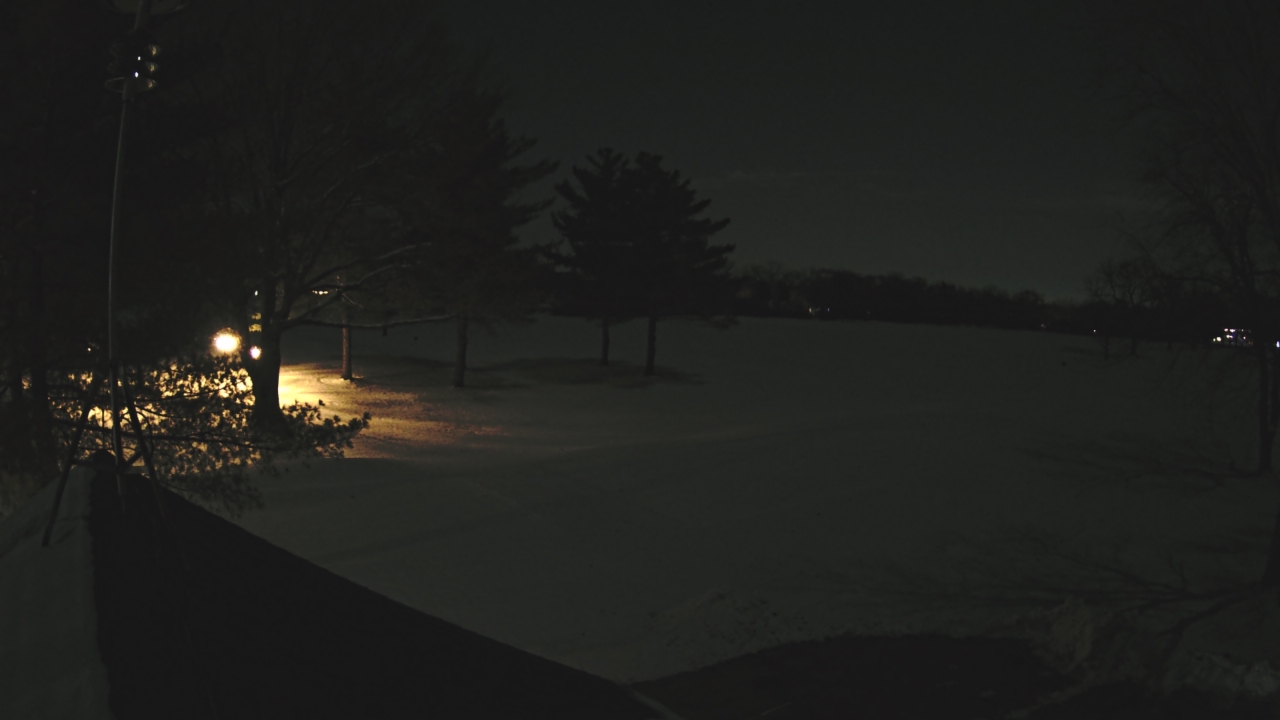 Thumbnail for current weather camera view from The Grove Country Club in Long Grove, Illinois