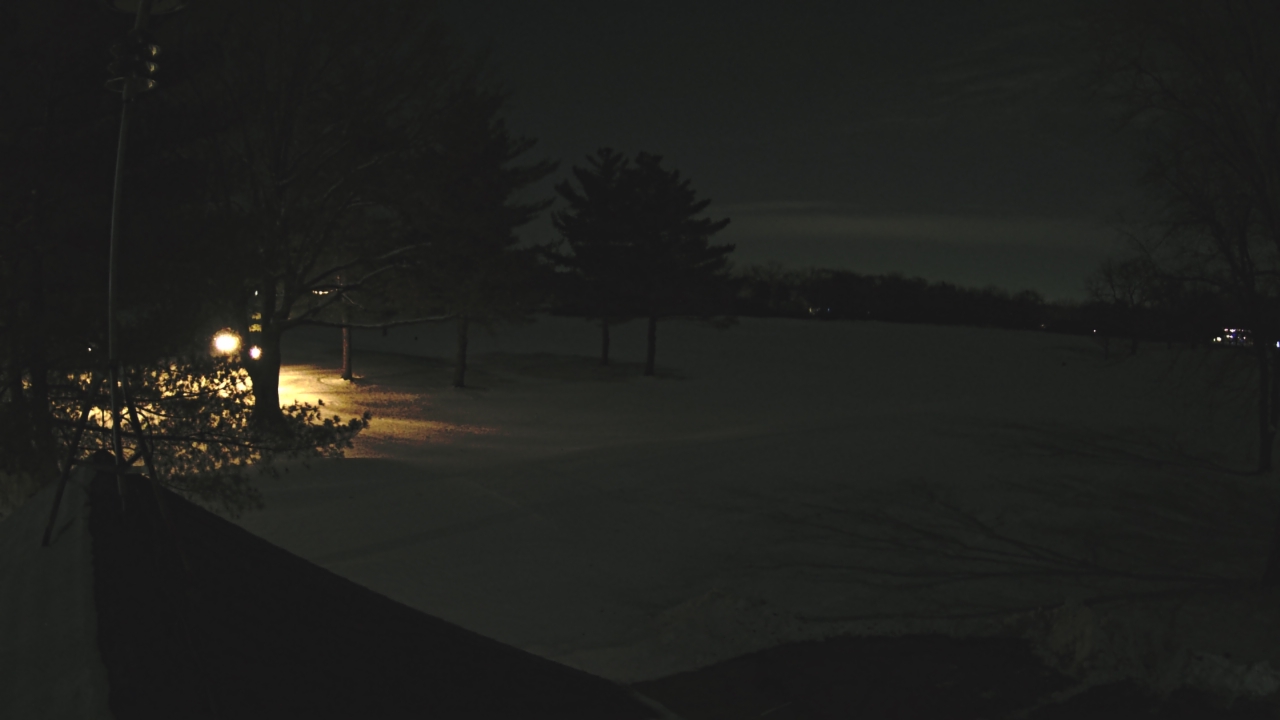 Thumbnail for current weather camera view from The Grove Country Club in Long Grove, Illinois