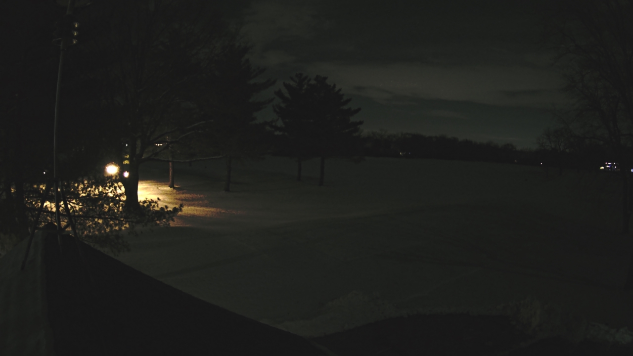 Thumbnail for current weather camera view from The Grove Country Club in Long Grove, Illinois