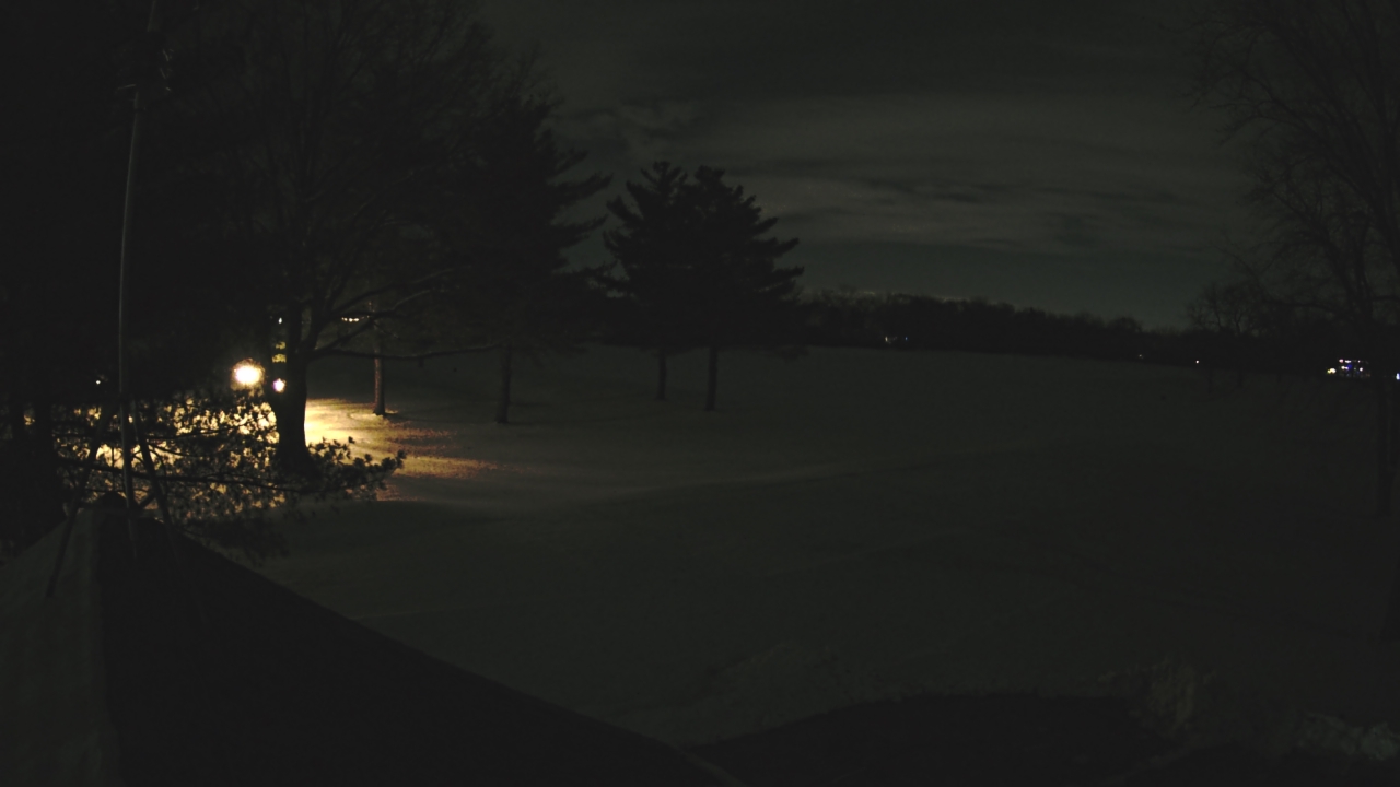 Thumbnail for current weather camera view from The Grove Country Club in Long Grove, Illinois