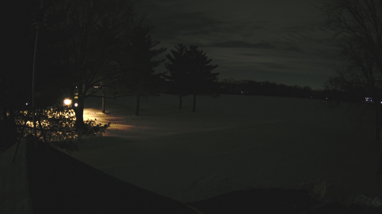 Thumbnail for current weather camera view from The Grove Country Club in Long Grove, Illinois