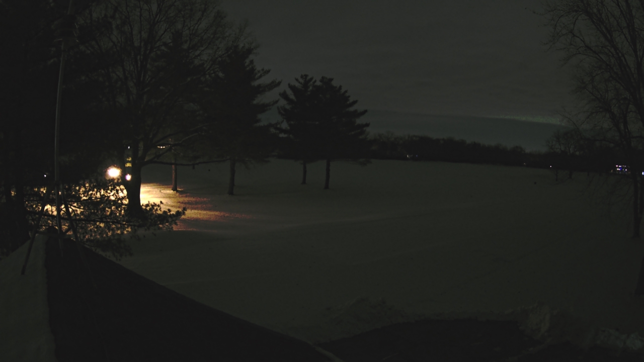 Thumbnail for current weather camera view from The Grove Country Club in Long Grove, Illinois