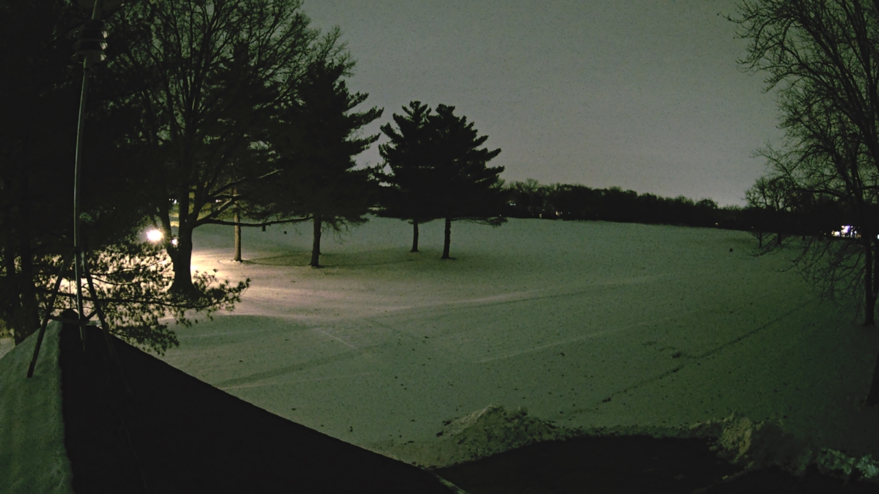 Thumbnail for current weather camera view from The Grove Country Club in Long Grove, Illinois