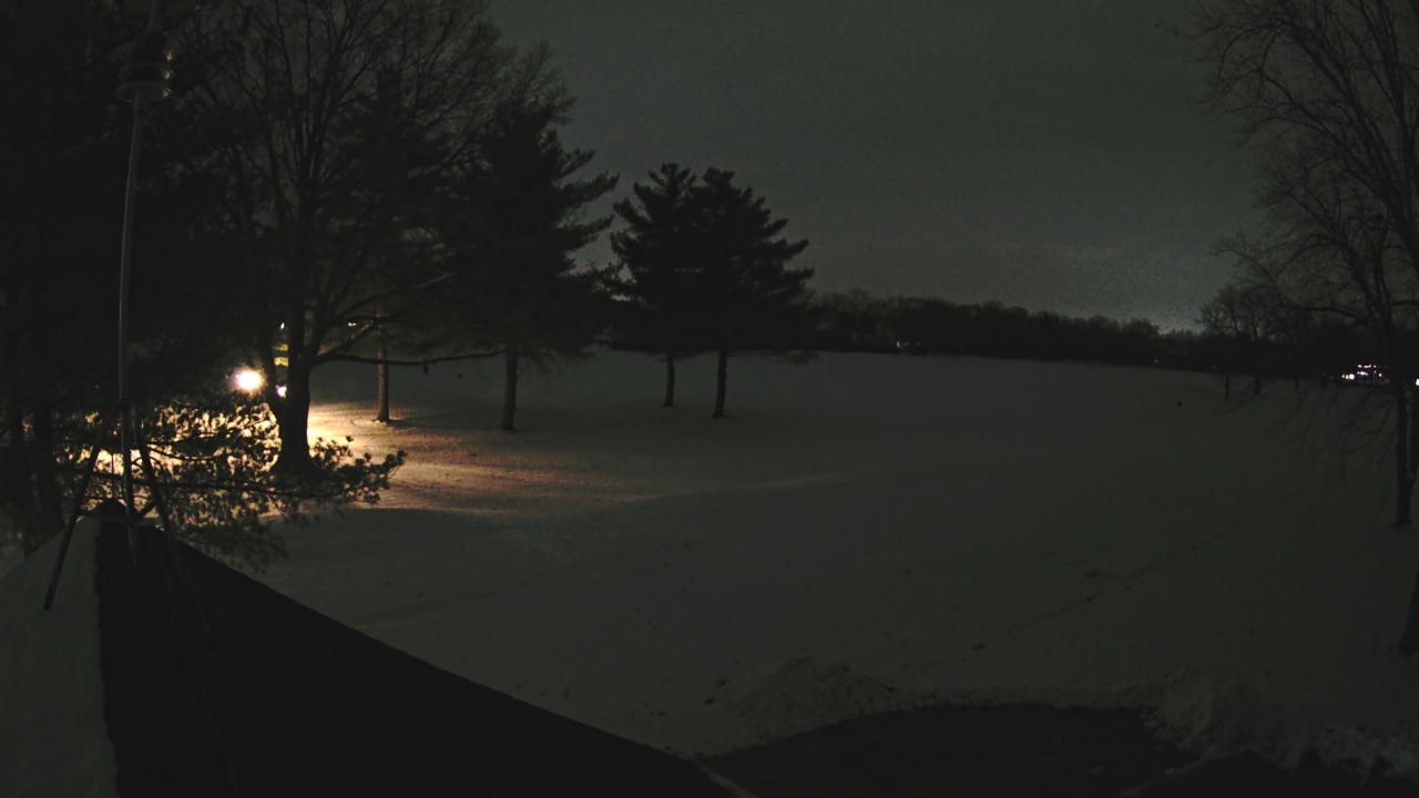 Thumbnail for current weather camera view from The Grove Country Club in Long Grove, Illinois