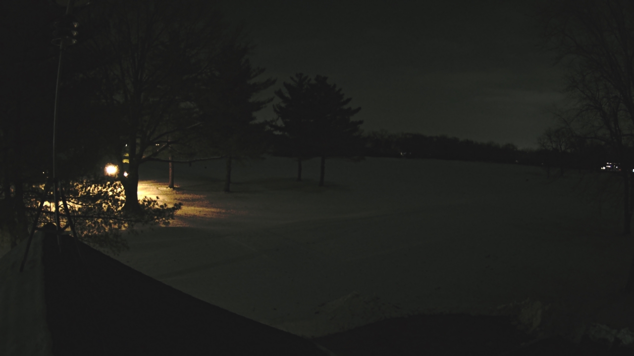 Thumbnail for current weather camera view from The Grove Country Club in Long Grove, Illinois