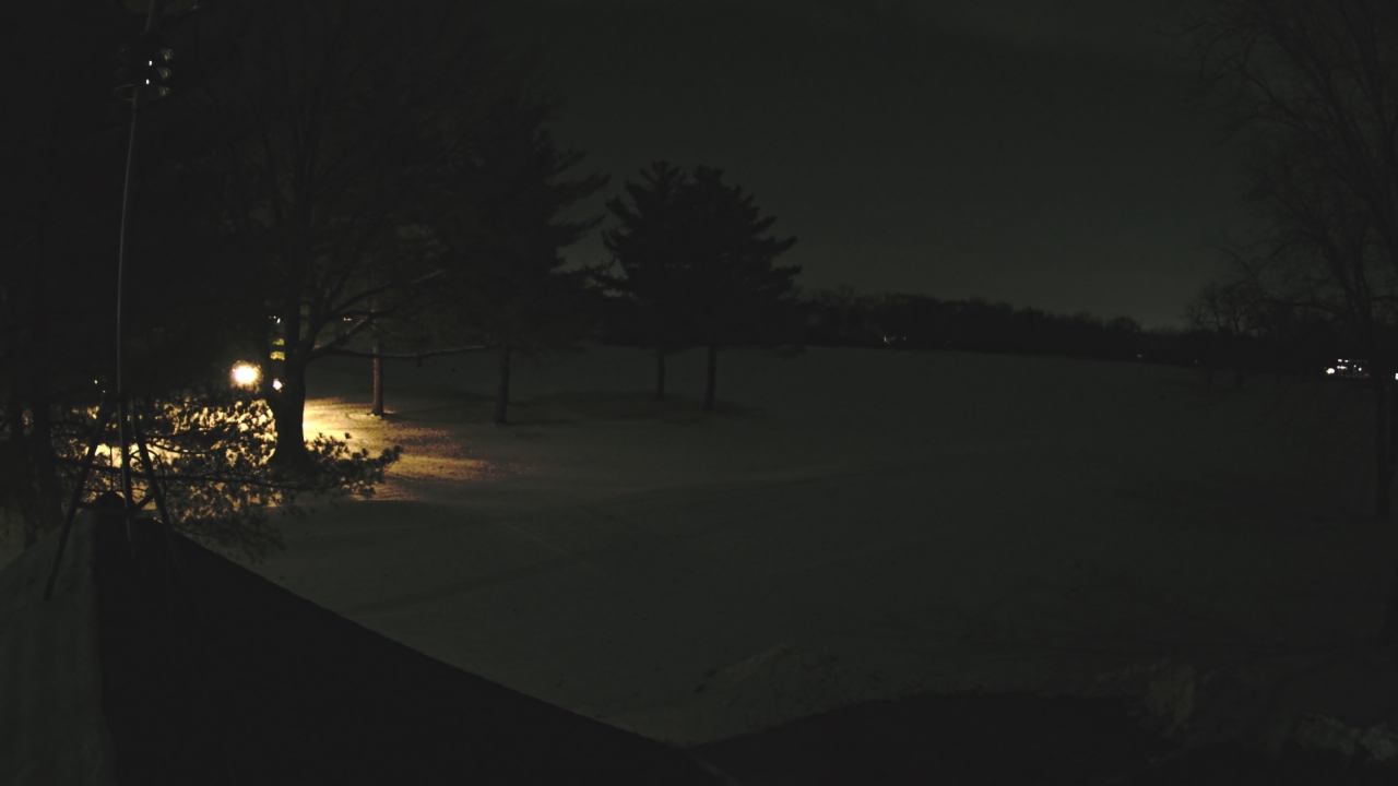 Thumbnail for current weather camera view from The Grove Country Club in Long Grove, Illinois