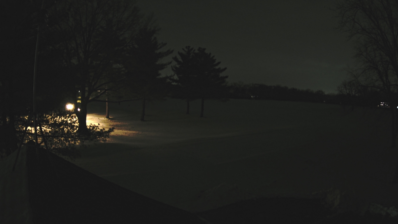 Thumbnail for current weather camera view from The Grove Country Club in Long Grove, Illinois