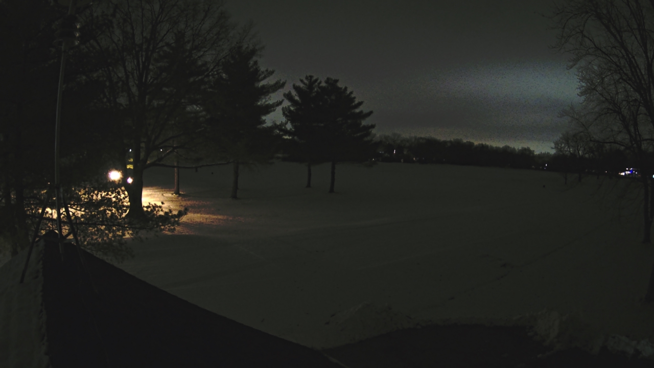 Thumbnail for current weather camera view from The Grove Country Club in Long Grove, Illinois