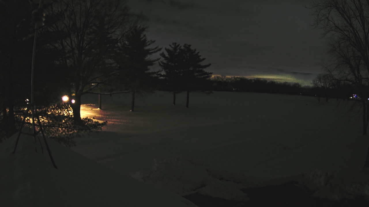 Thumbnail for current weather camera view from The Grove Country Club in Long Grove, Illinois