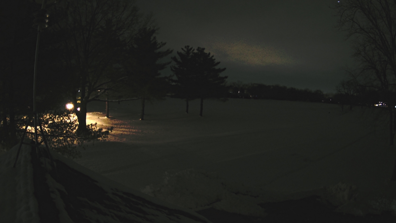 Thumbnail for current weather camera view from The Grove Country Club in Long Grove, Illinois